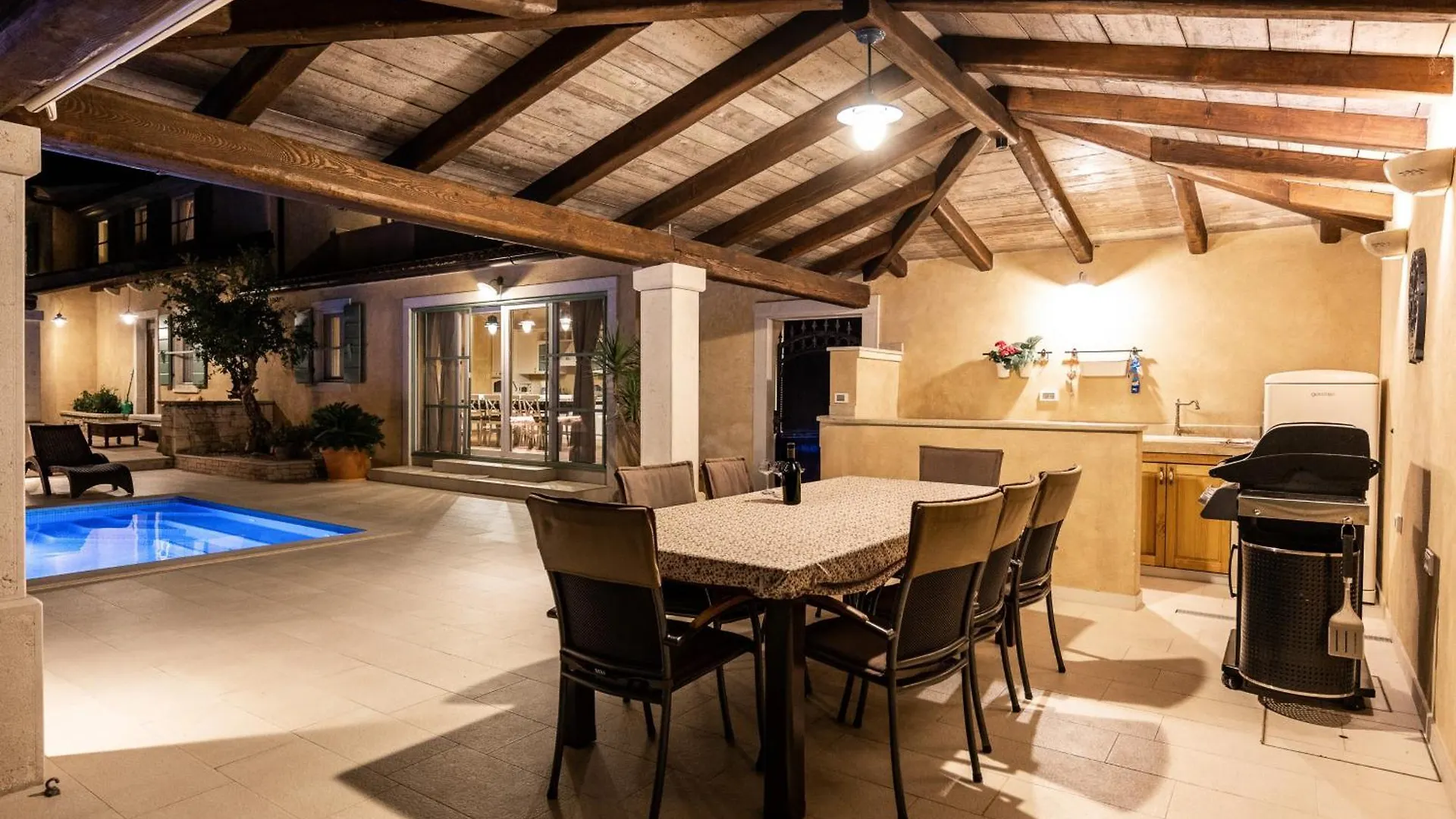 Villa Vlacich For 8 People Near Labin - Rabac With Heated Pool & Sea View - Only 2 Km From Beach Trget