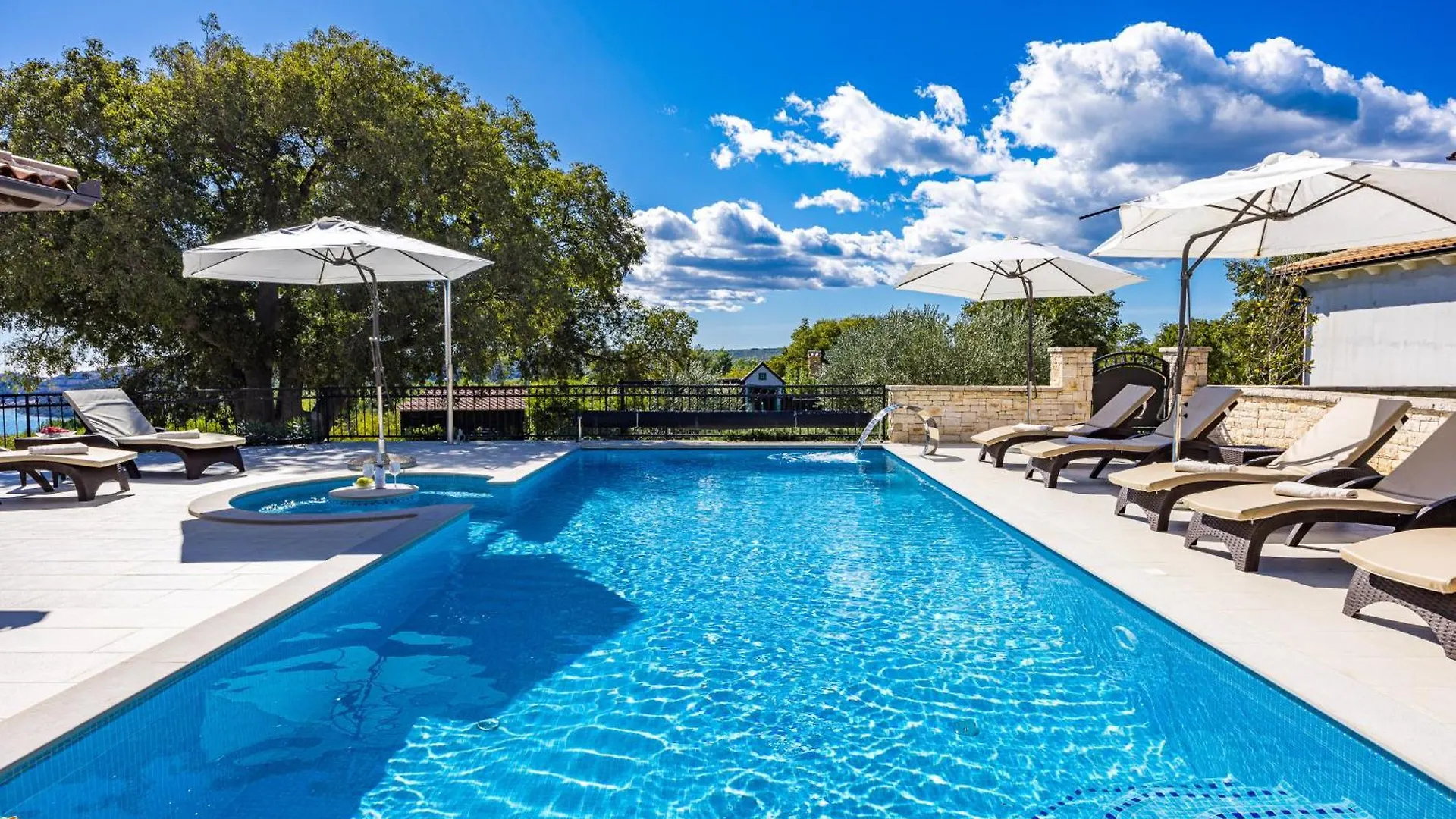 Villa Vlacich For 8 People Near Labin - Rabac With Heated Pool & Sea View - Only 2 Km From Beach Trget